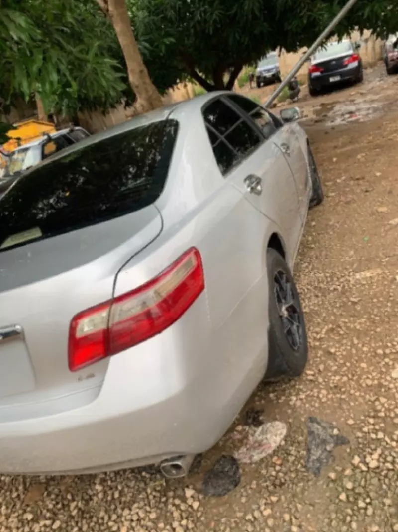 Toyota Camry   - 2007
