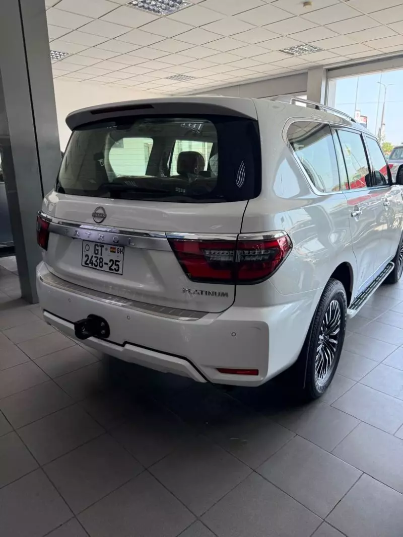 Nissan patrol platinum   - 2024