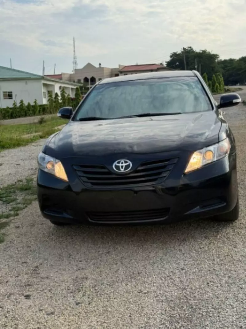 Toyota Camry   - 2007