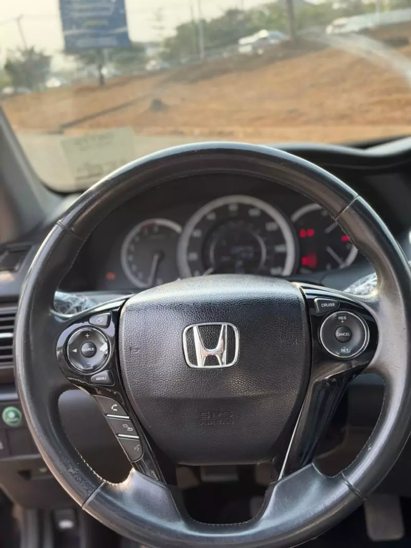 Honda Accord - 2017