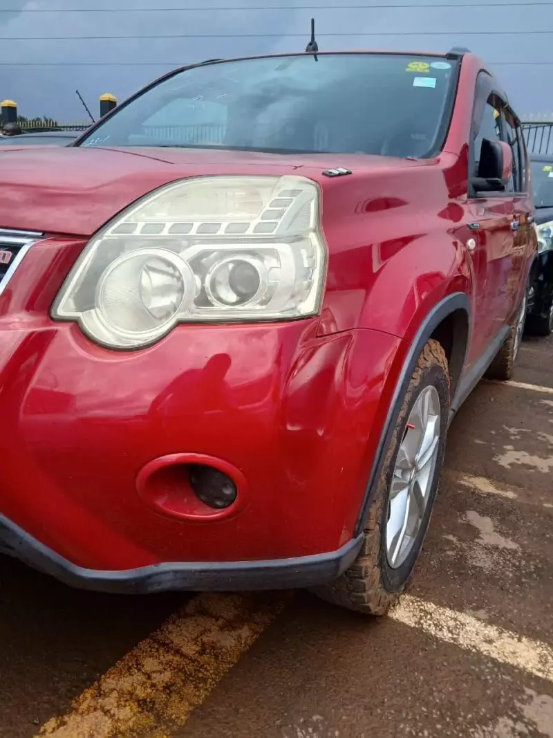 Nissan X-Trail   - 2012