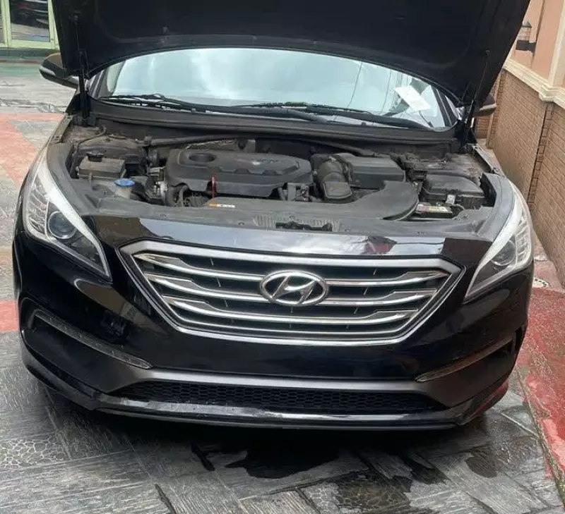 Hyundai Sonata   - 2015