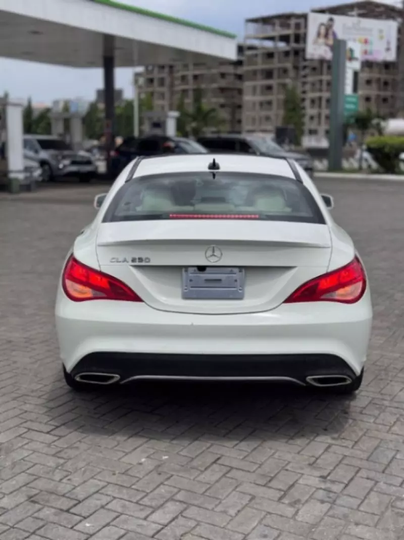 Mercedes-Benz CLA 250   - 2018