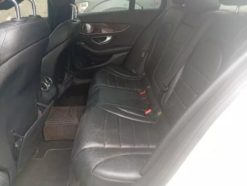 Mercedes-Benz C 300   - 2015