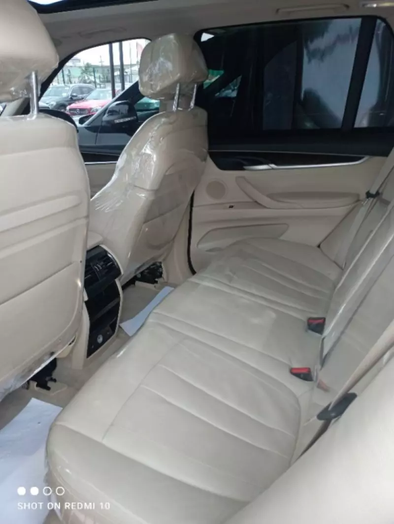 BMW X5   - 2015