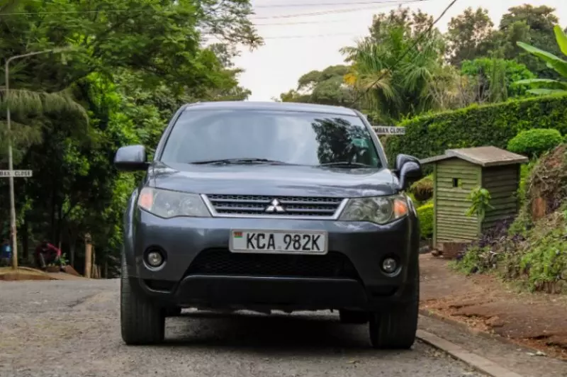 Mitsubishi OUTLANDER   - 2008