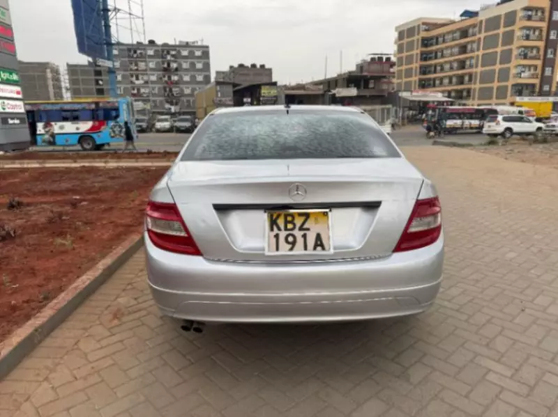 Mercedes-Benz C 200   - 2007