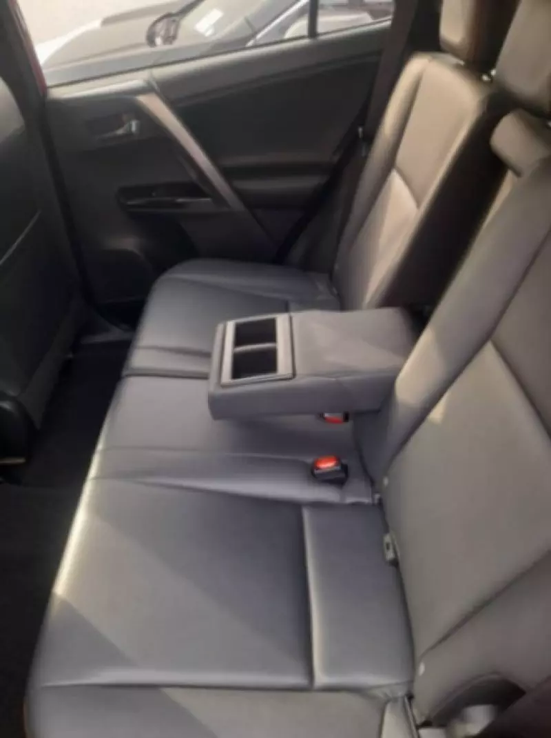 Toyota RAV4   - 2016