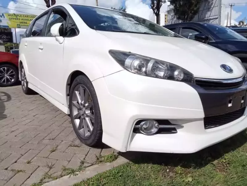 Toyota Wish   - 2015