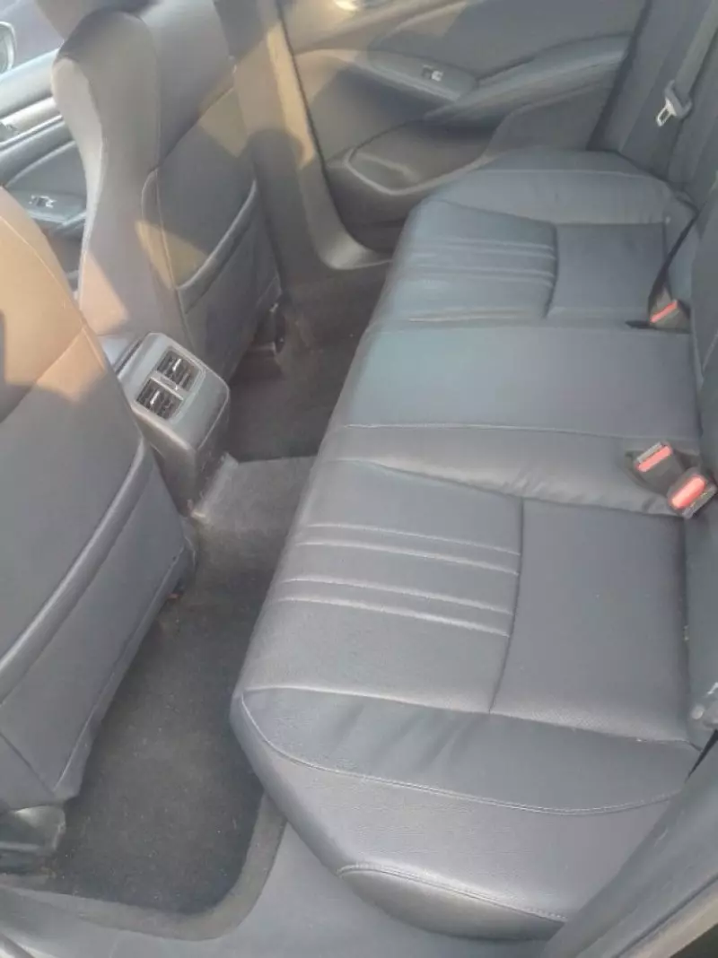 Honda Accord   - 2018