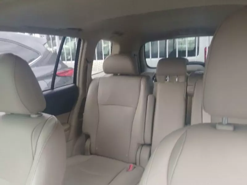 Toyota Highlander   - 2012