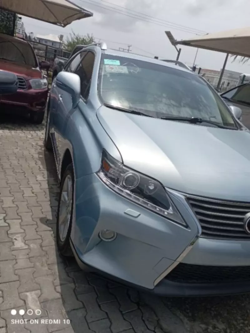 Toyota Lexus RX 350h   - 2013