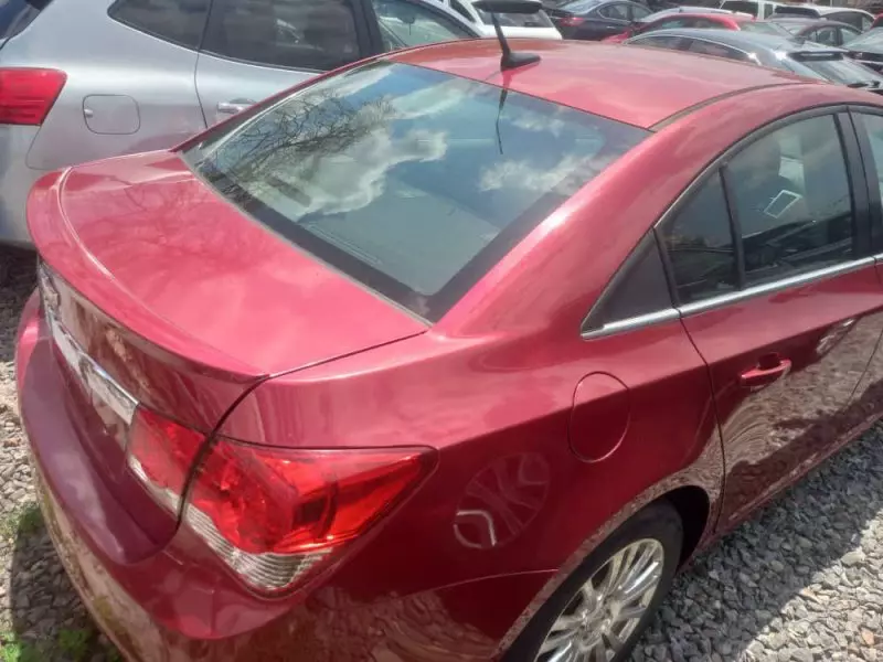 Chevrolet Cruze   - 2013
