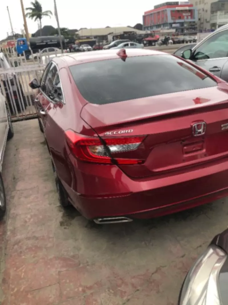 Honda Accord   - 2009