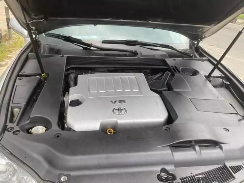 Lexus ES 350   - 2010