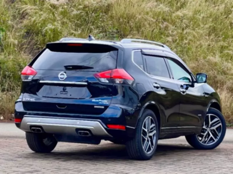 Nissan X- trail   - 2018