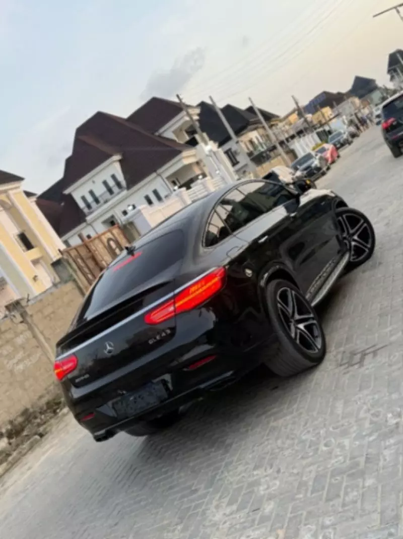 Mercedes-Benz GLE 43 AMG   - 2017