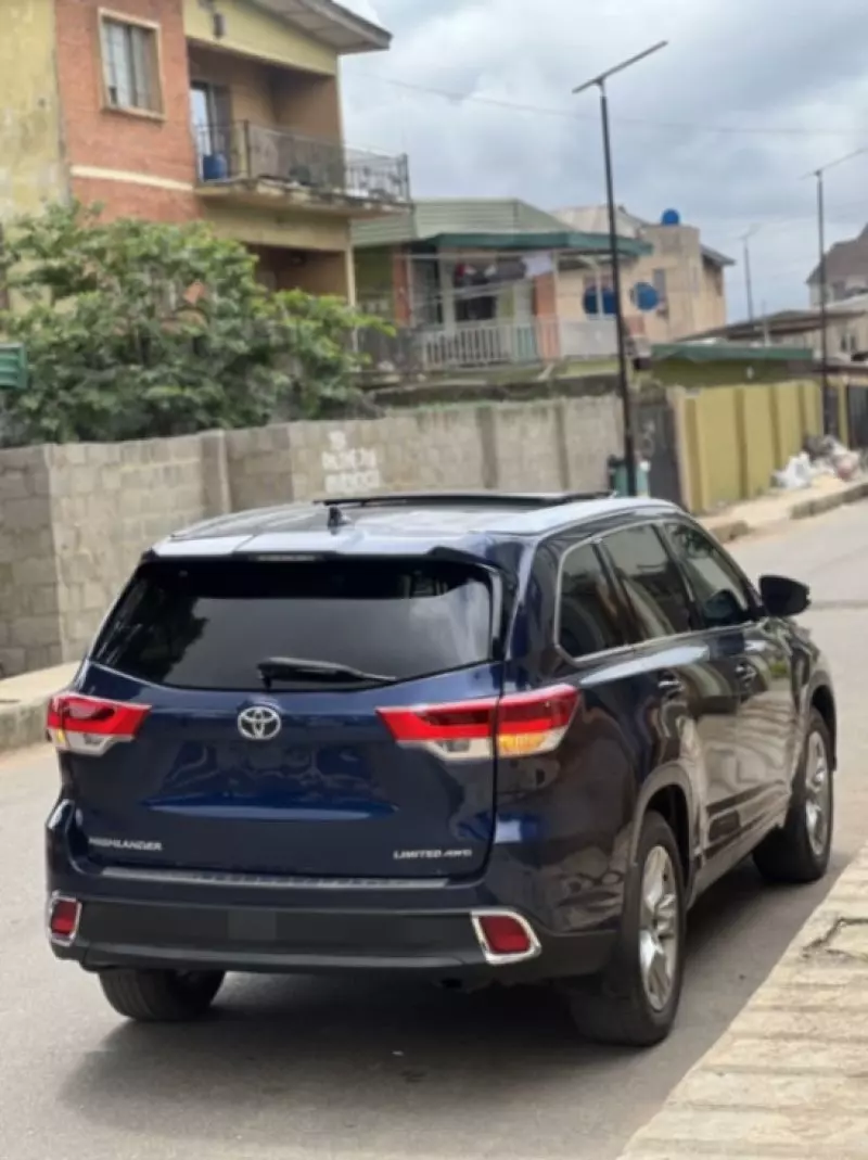 Toyota Highlander - 2016