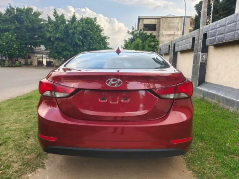 Hyundai Elantra   - 2016
