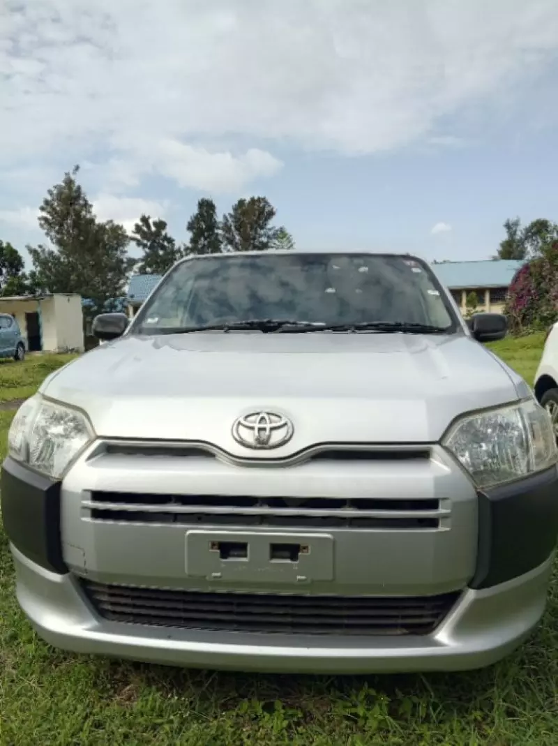 Toyota Probox    - 2017