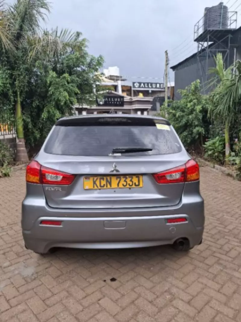Mitsubishi RVR   - 2010