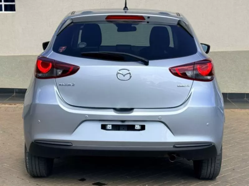 Mazda 2