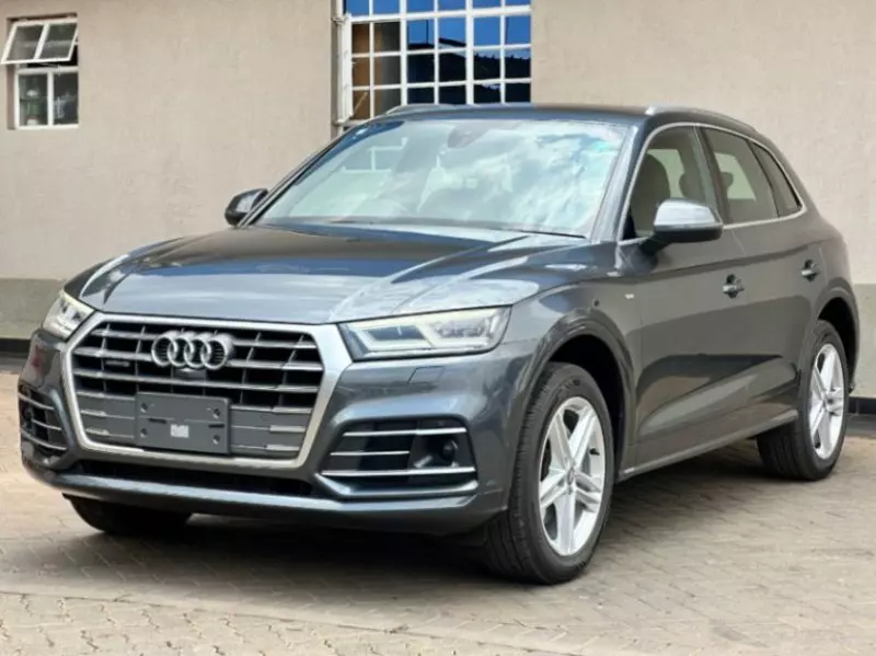 Audi Q5   - 2018