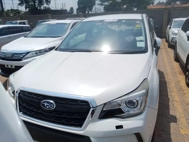 Subaru Forester   - 2015