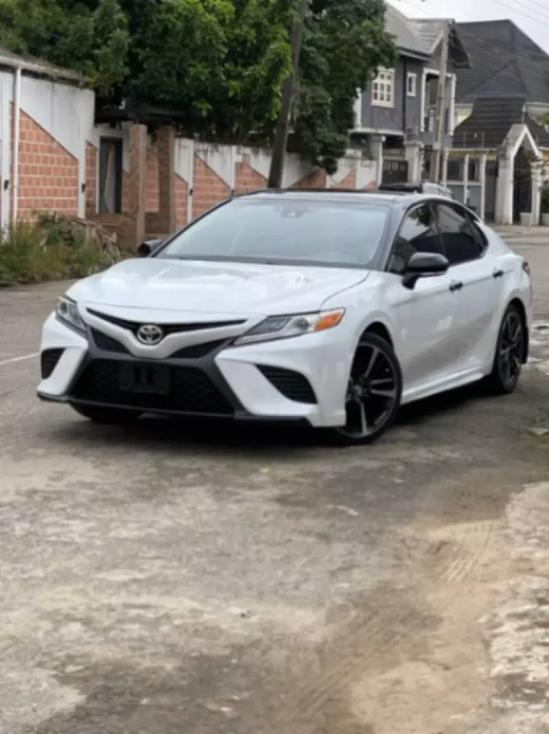 Toyota Camry   - 2020