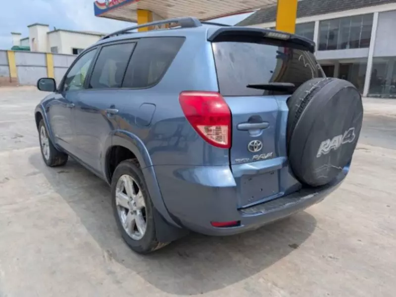 Toyota RAV 4 - 2008