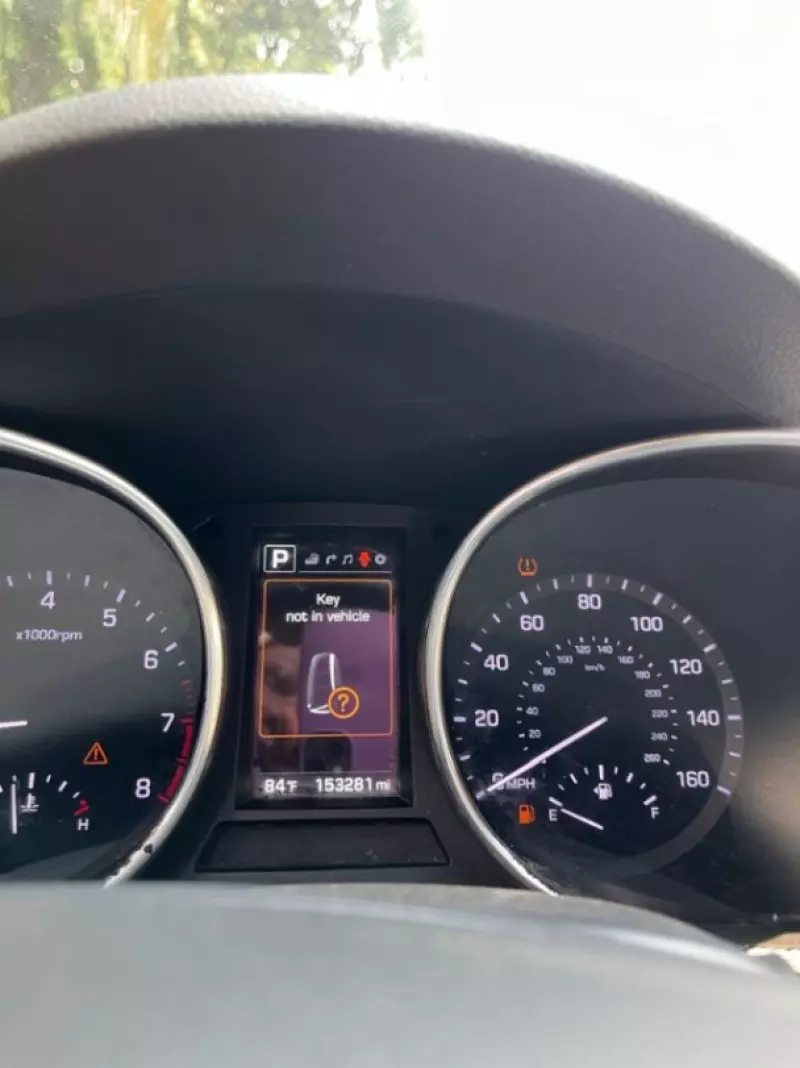 Hyundai Santa Fe   - 2017
