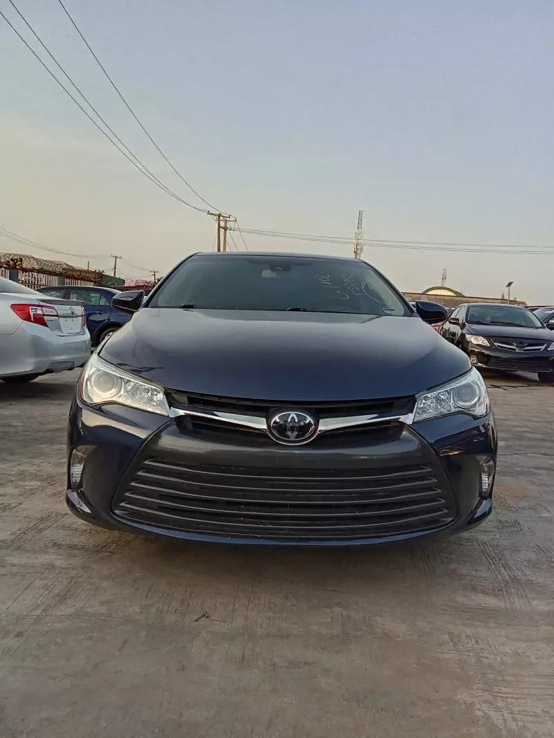Toyota Camry   - 2015