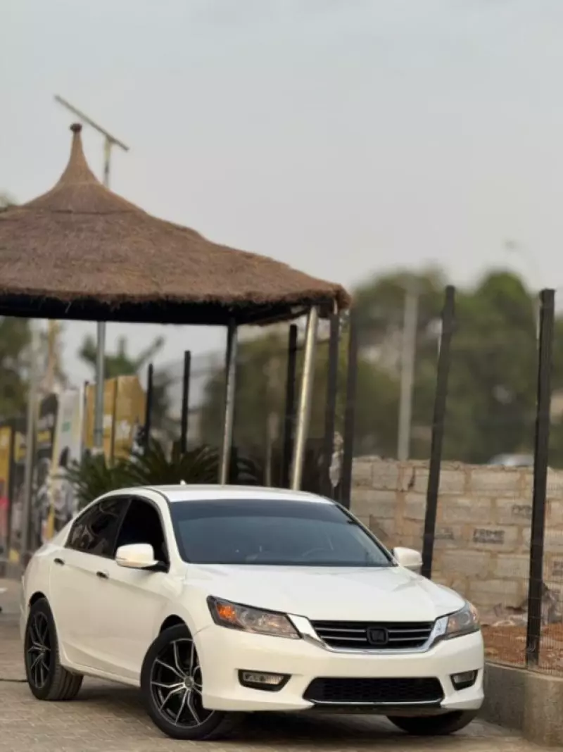 Honda Accord   - 2014