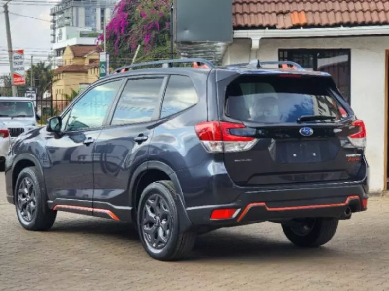 Subaru Forester   - 2018