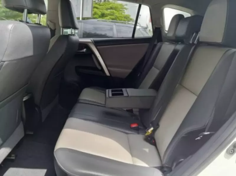 Toyota RAV4   - 2014