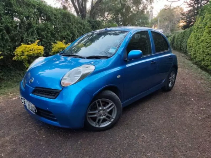 Nissan March    - 2008
