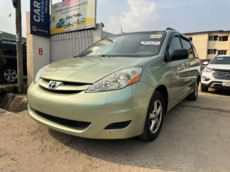 Toyota Sienna