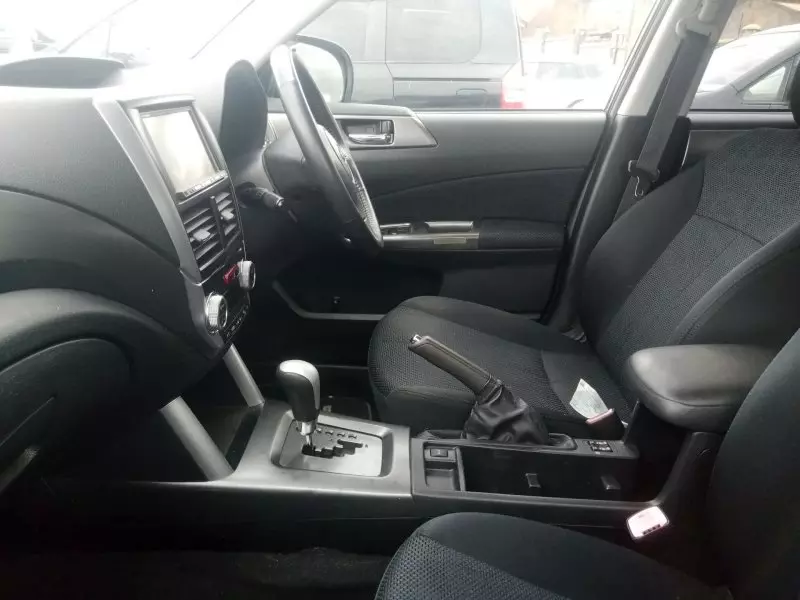 Subaru Forester   - 2010