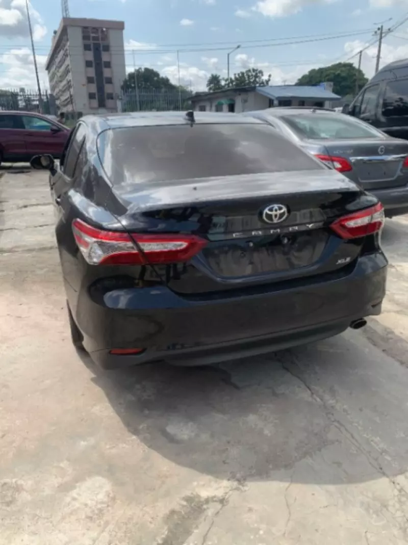 Toyota Camry   - 2019