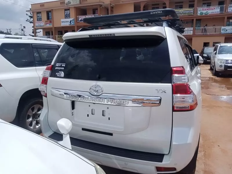 Toyota Landcruiser Prado   - 2017