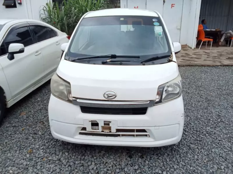 Daihatsu Move   - 2015