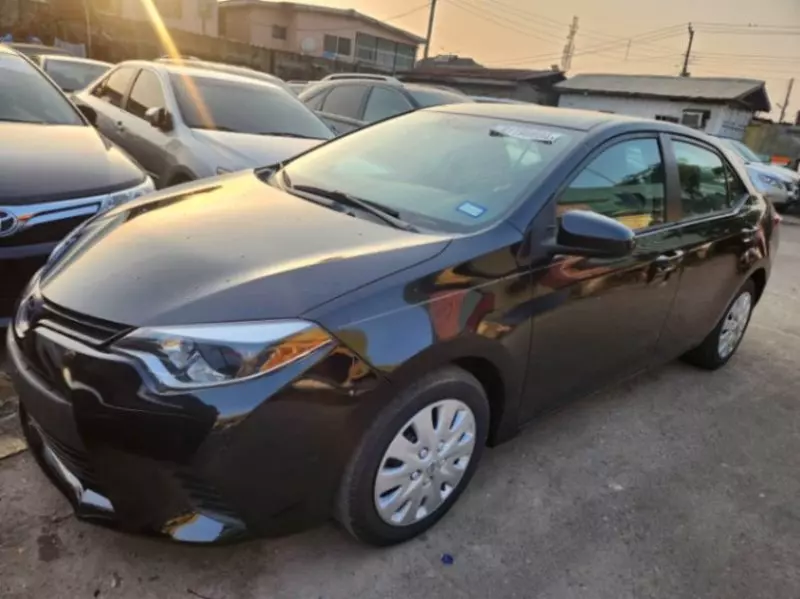 Toyota Corolla   - 2013