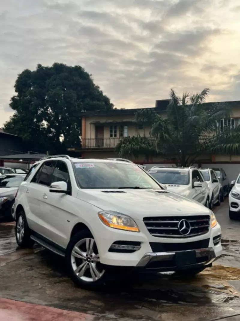 Mercedes-Benz ML 350 - 2012
