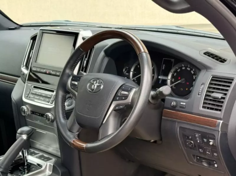 Toyota Landcruiser ZX   - 2019