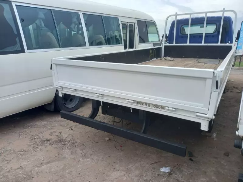 Hyundai Mighty   - 2004