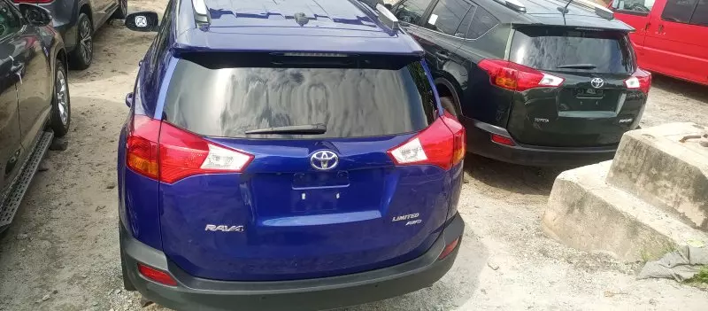 Toyota Rav4   - 2014