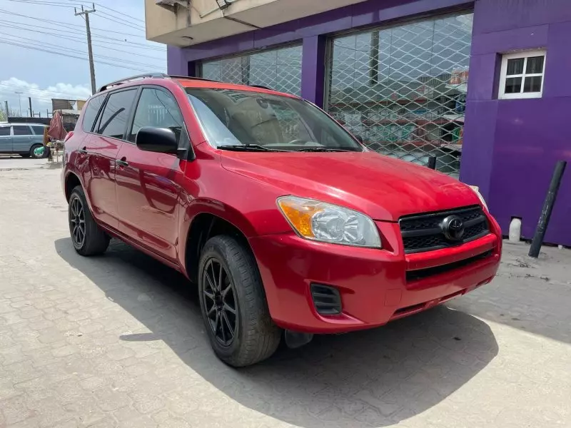 Toyota RAV 4   - 2011