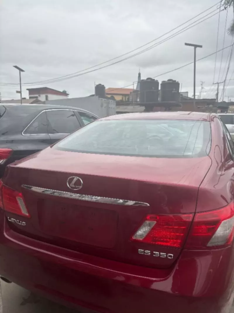 Lexus ES 350   - 2009
