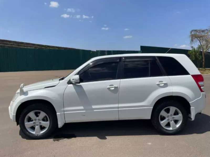 SUZUKI Escudo    - 2011