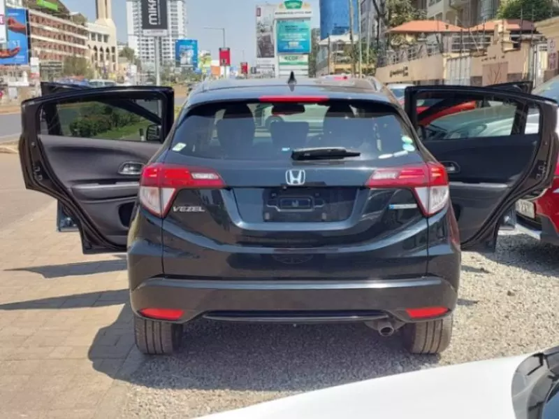 Honda Vezel    - 2018